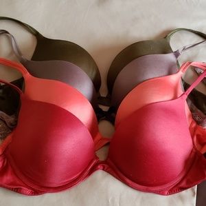 Bundle of 4 Victoria's Secret Bras 34C
